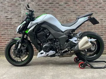Kawasaki Z1000 (2016) — foto 1