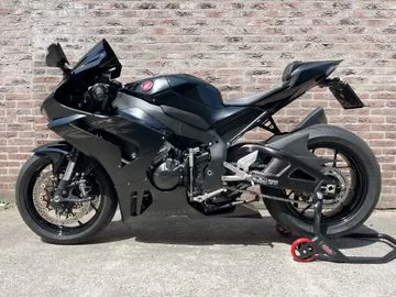 Honda CBR1000RR R Fireblade (2022) — foto 1