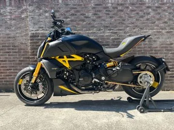 Ducati Diavel 1260 S (2022) — foto 1
