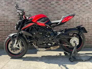 MV Agusta Brutale 800 (2020) — foto 1