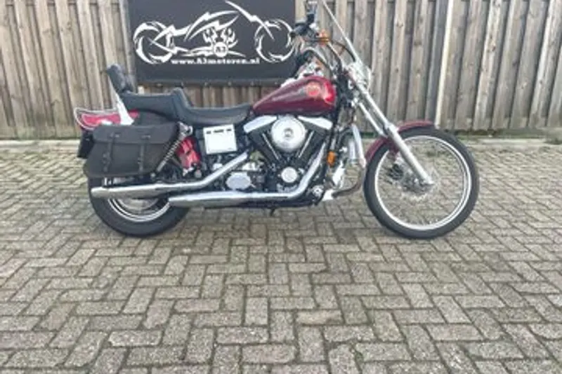 Harley-Davidson Wide Glide (1995)