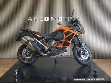 KTM 1050 Adventure (2016) — foto 1