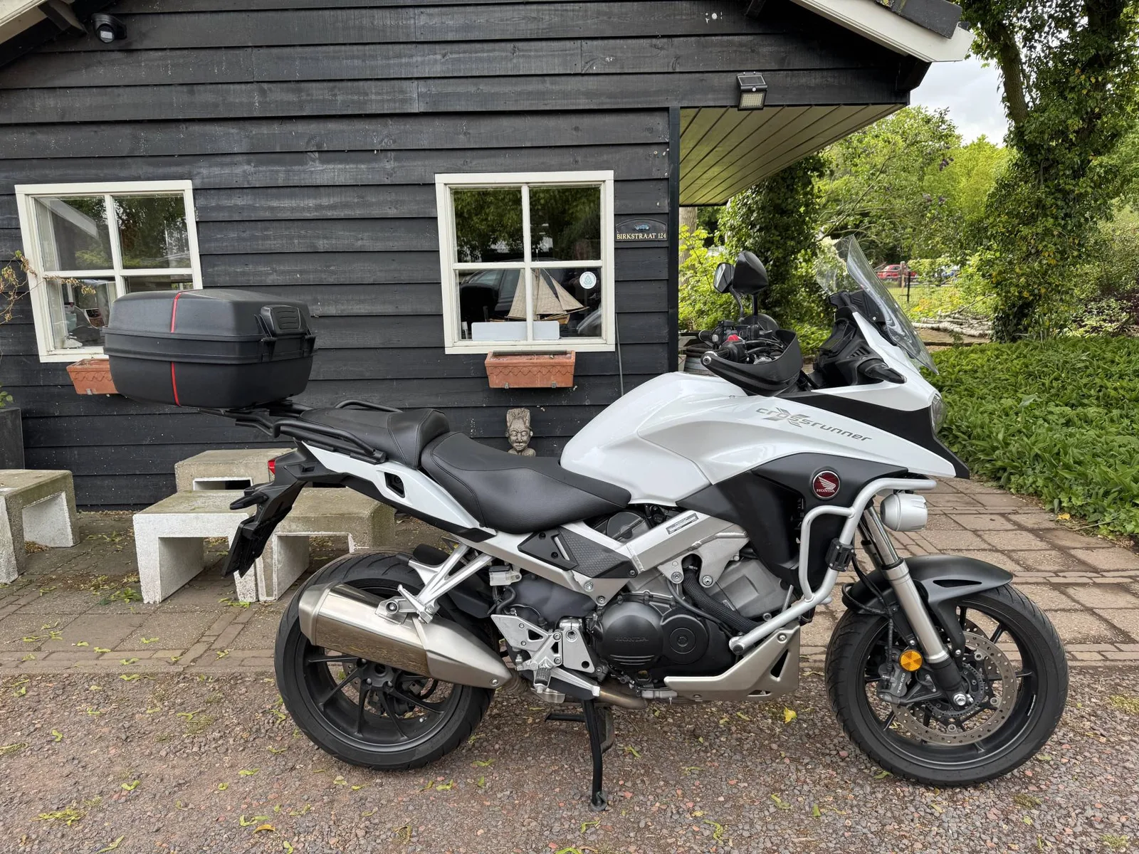 Honda VFR800 (2017) — foto 1