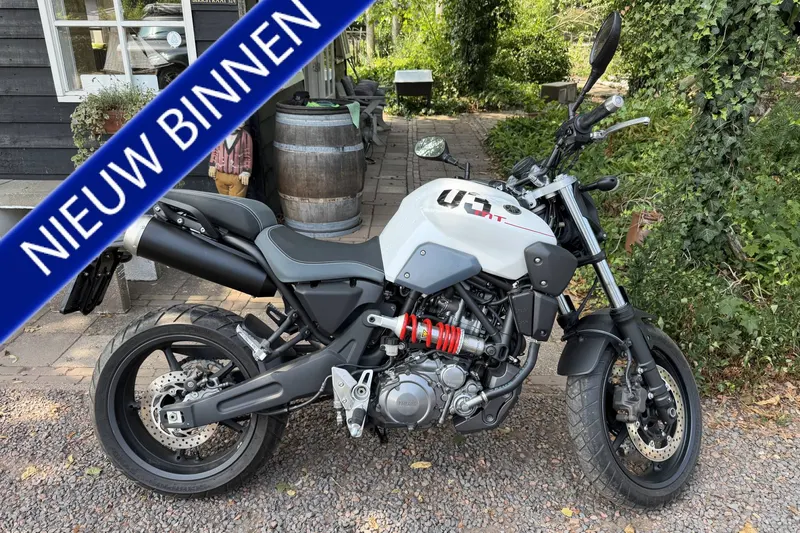 Yamaha Mt Kopen of leasen (2012)