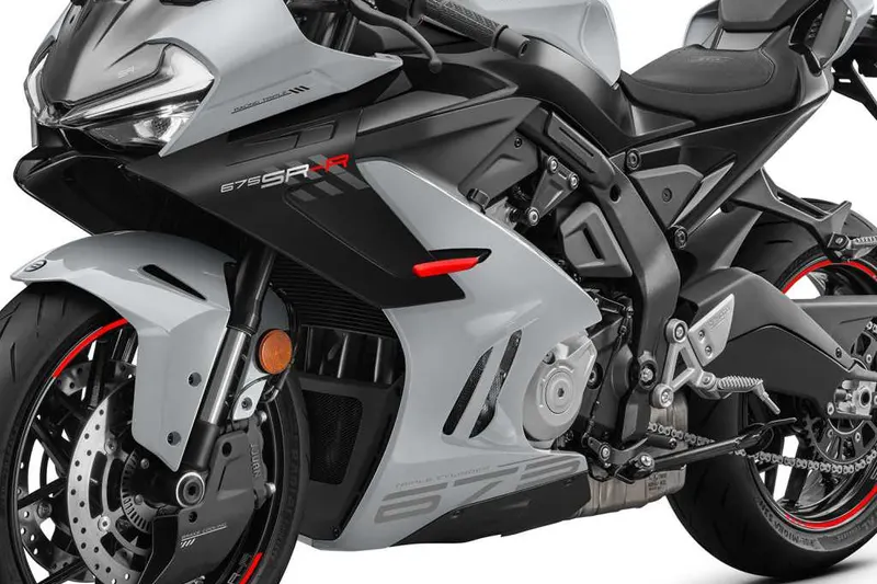 CFMoto 675SR-R (2026)
