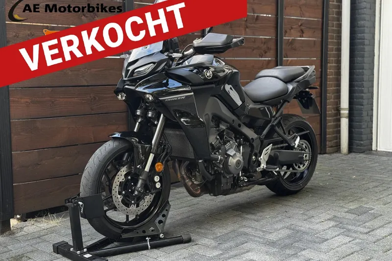 Yamaha Tracer 9 (2023)