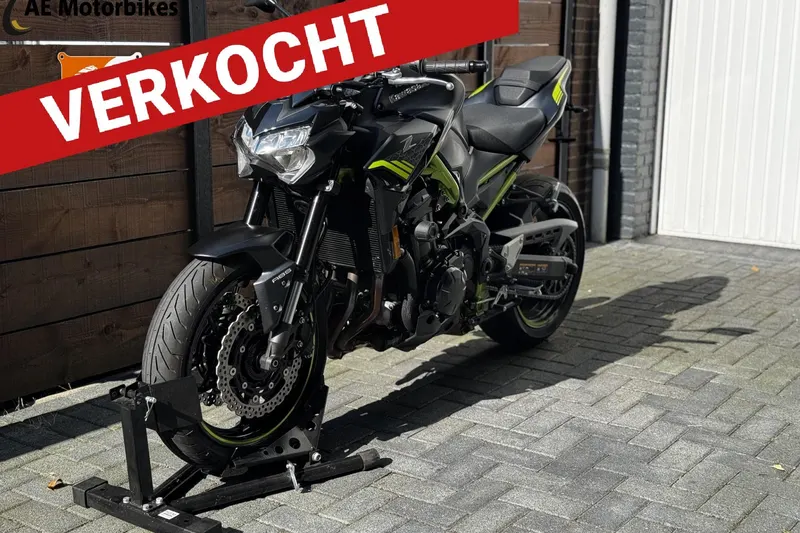 Kawasaki Z900 (2021)