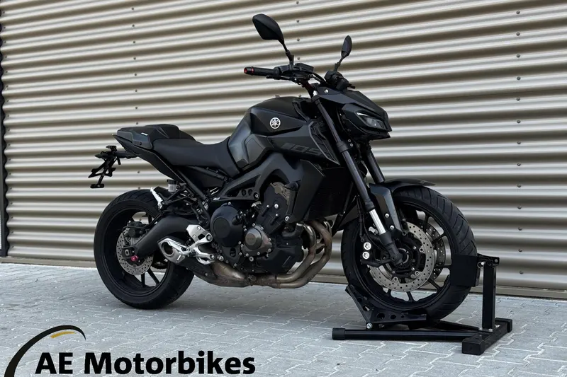 Yamaha MT-09 (2018)