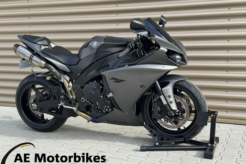Yamaha YZF-R1 (2013)