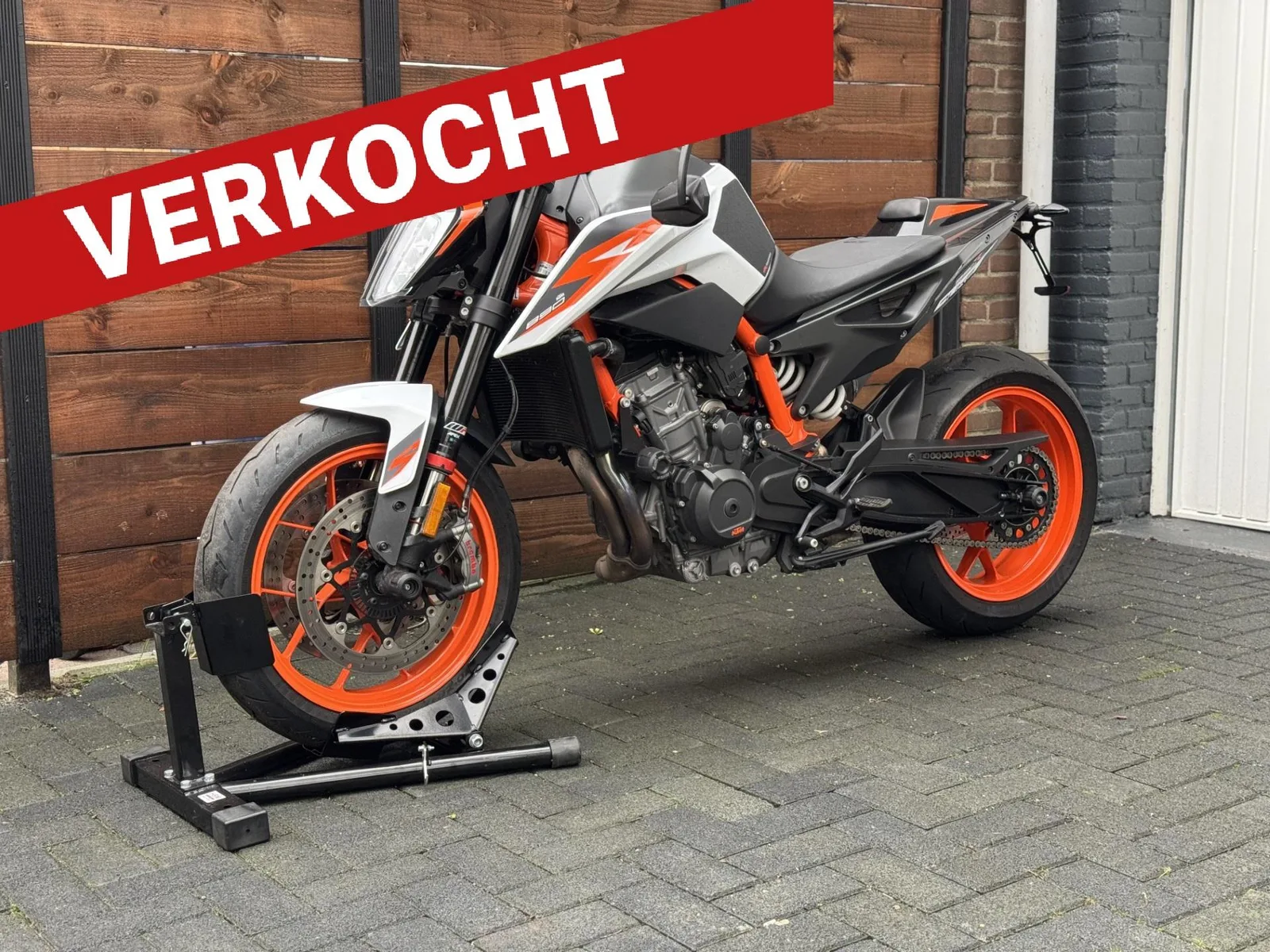 KTM Super Duke 890 (2021) — foto 1