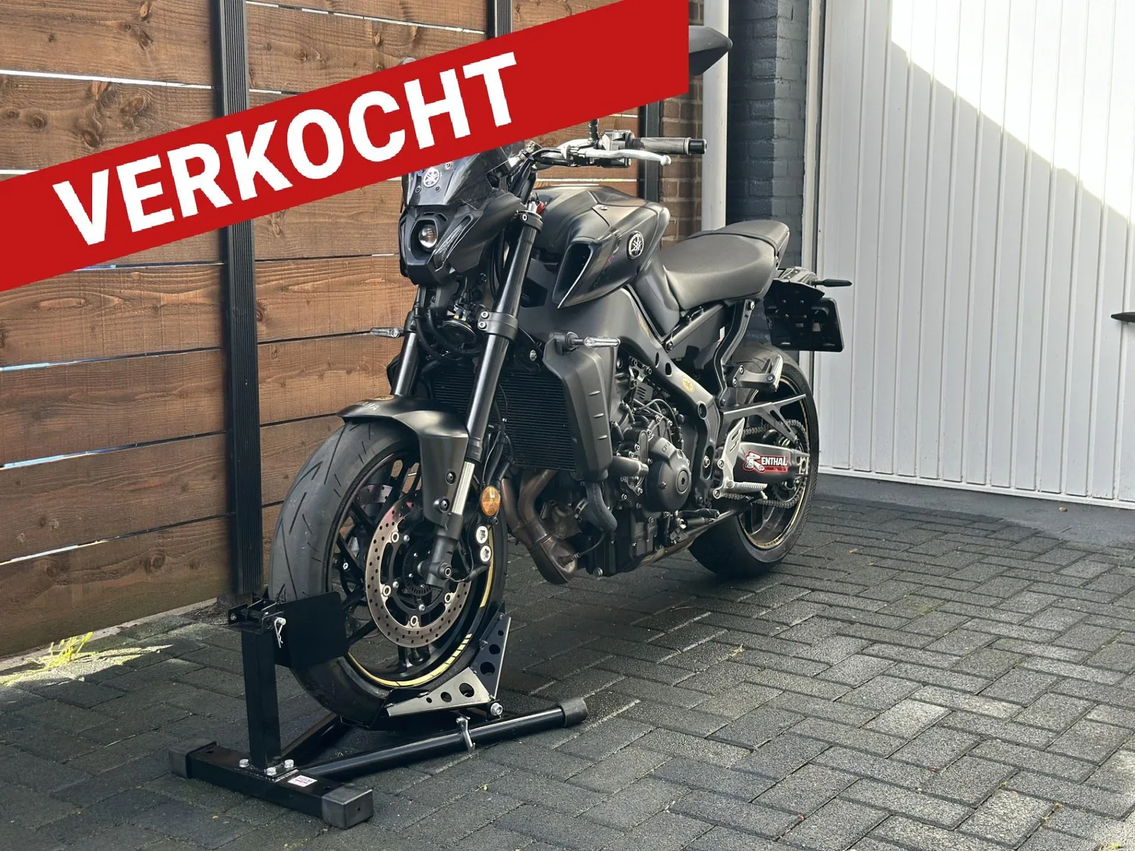 Yamaha MT-09 (2021) — foto 1