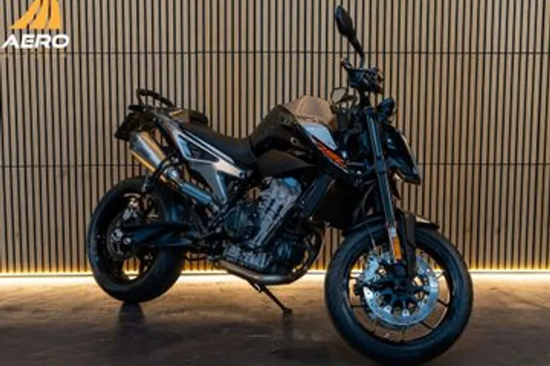 KTM 790 Duke (2020)