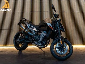 KTM 790 Duke (2020) — foto 1