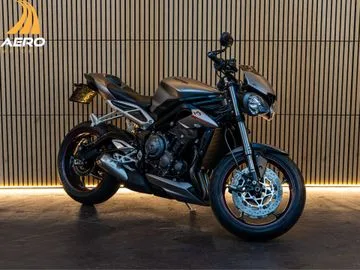 Triumph Street Triple RS (2017) — foto 1