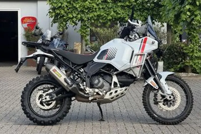 Ducati Desert X White (2023)