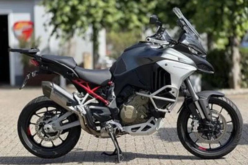 Ducati Multistrada V4S (2021)