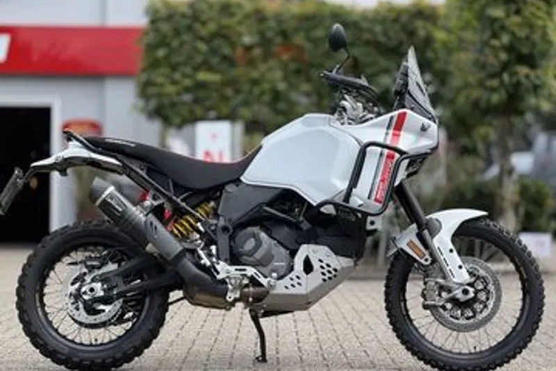 Ducati Desert X (2024)
