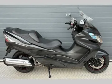 Suzuki AN 400 BURGMAN ABS (2015) — foto 1