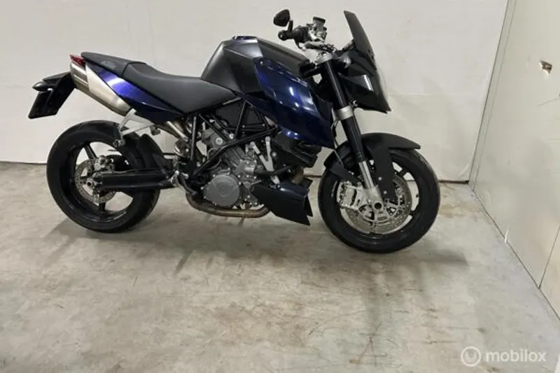 KTM 990 SuperDuke R (2012)