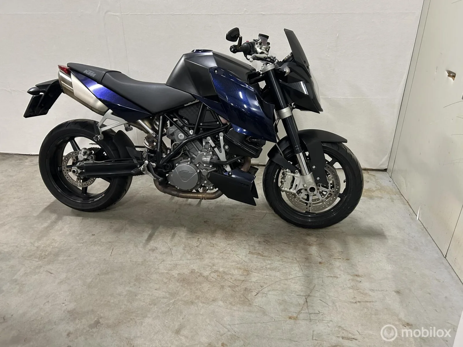 KTM 990 Super Duke R (2012) — foto 1