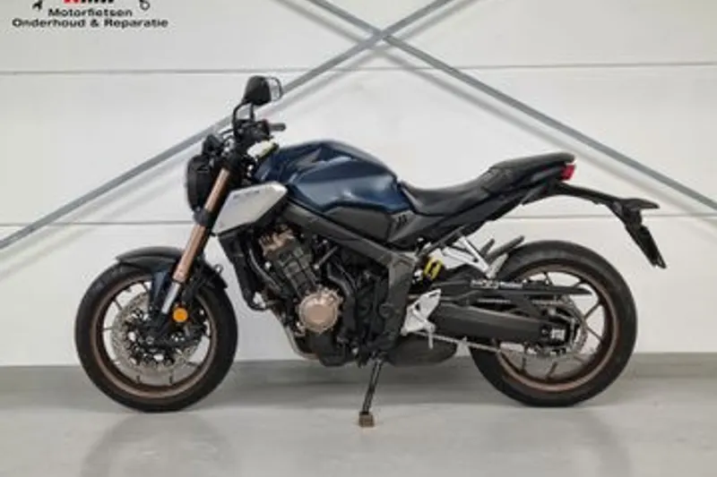 Honda CB 650 R (2021)