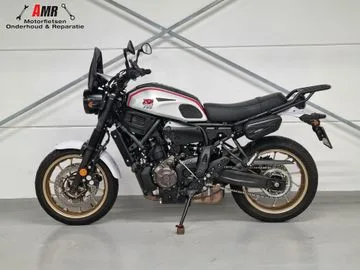 Yamaha XSR 700 Xtribute (2023) — foto 1