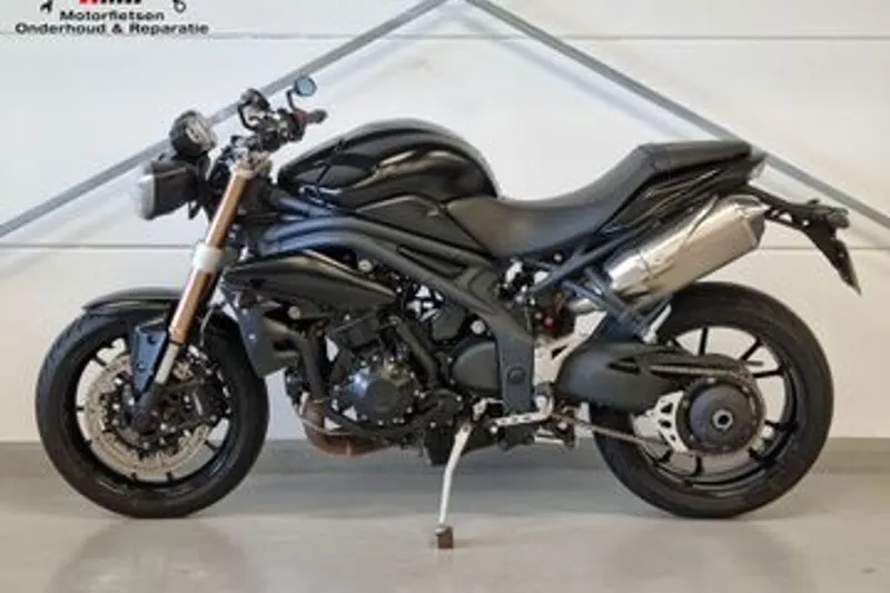 Triumph Speed Triple 1050 (2013)