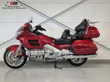 Honda GL 1800 GOLDWING (2001) — foto 1