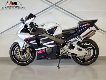 Honda CBR 900 RR FIREBLADE (2002) — foto 1