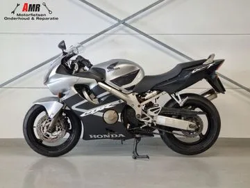Honda CBR 600 F (2007) — foto 1