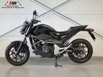 Honda NC 700 S DCT (2014) — foto 1