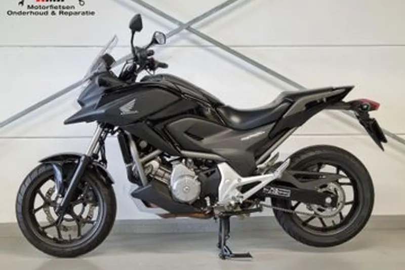 Honda NC 700 X C-ABS (2014)