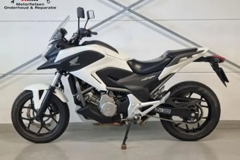 Honda NC700X (2012)