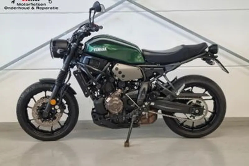 Yamaha XSR700 (2016)