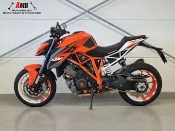 KTM 1290 Super Duke (2016) — foto 1