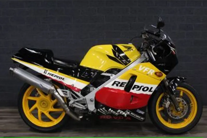 Honda VFR 400 R (1988)