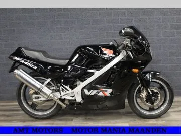Honda VFR 400 R (1987) — foto 1