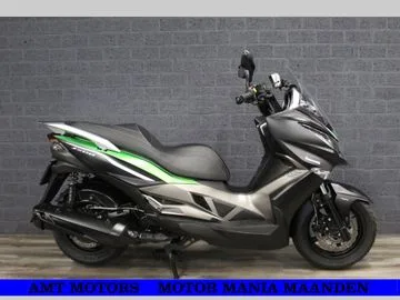 Kawasaki J 300 (2014) — foto 1