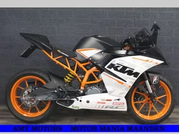 KTM RC 390 (2015) — foto 1