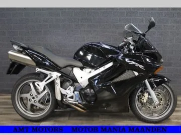 Honda VFR 800 FI (2008) — foto 1