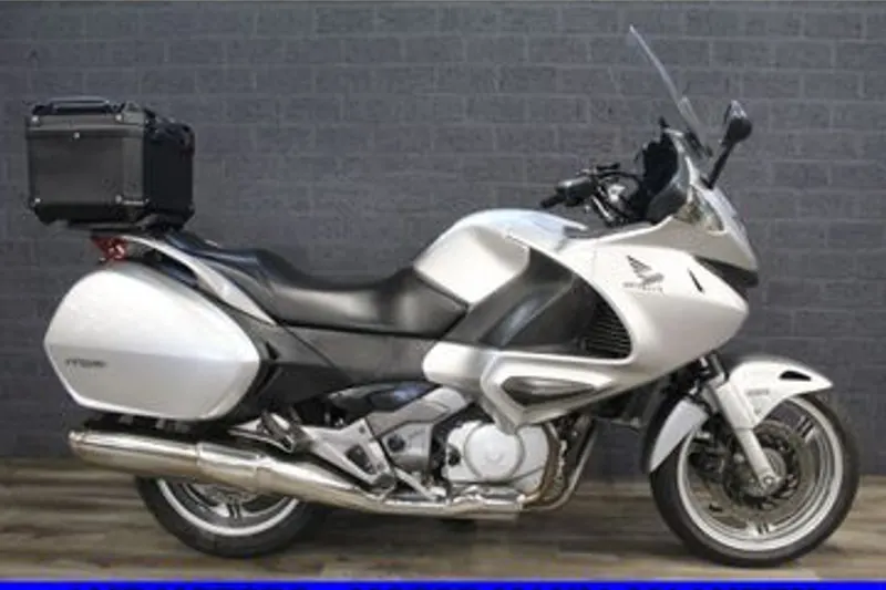 Honda NT 700 V Deauville (2008)