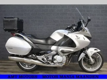 Honda NT 700 V Deauville (2008) — foto 1