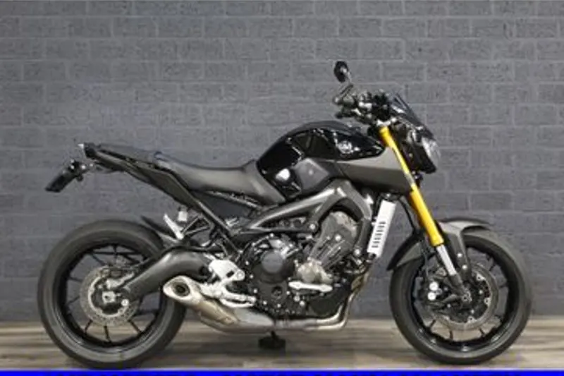 Yamaha MT-09 (2016)