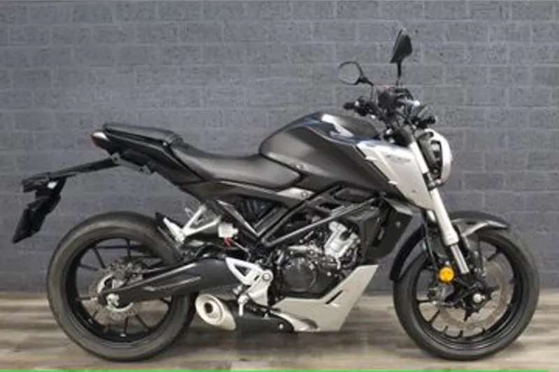 Honda CB125R (2018)