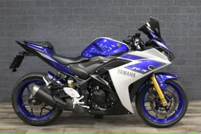 Yamaha YZF-R3 (2016)