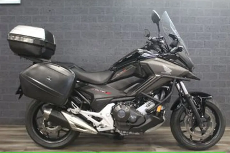 Honda NC750X (2020)