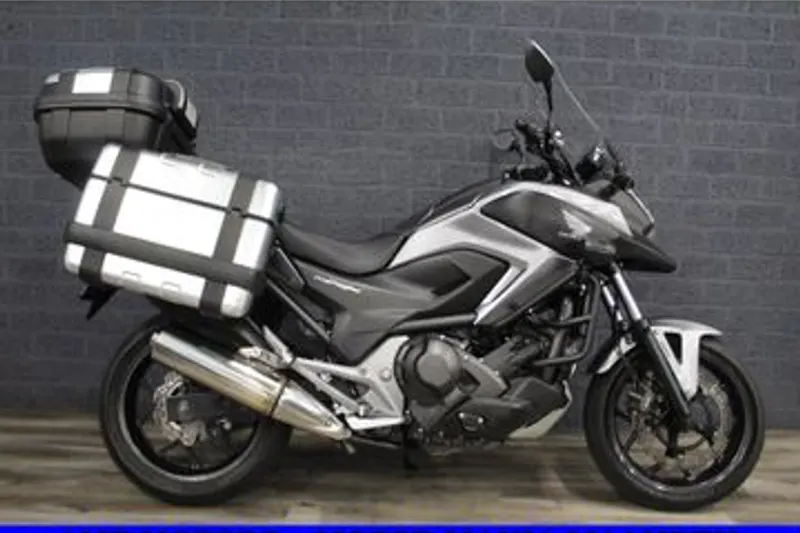 Honda NC750X (2015)