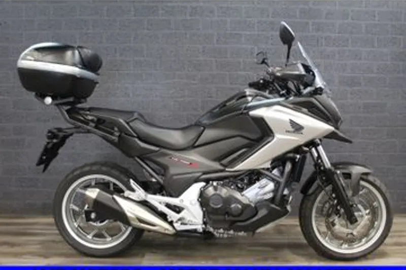 Honda NC750X (2016)