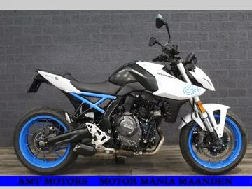 Suzuki GSX-8S (2024) — foto 1