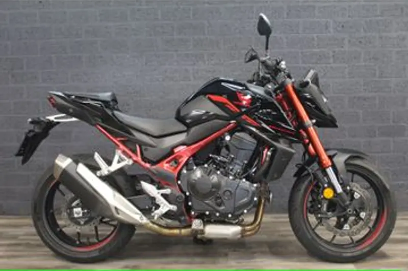 Honda CB 750 Hornet (2024)